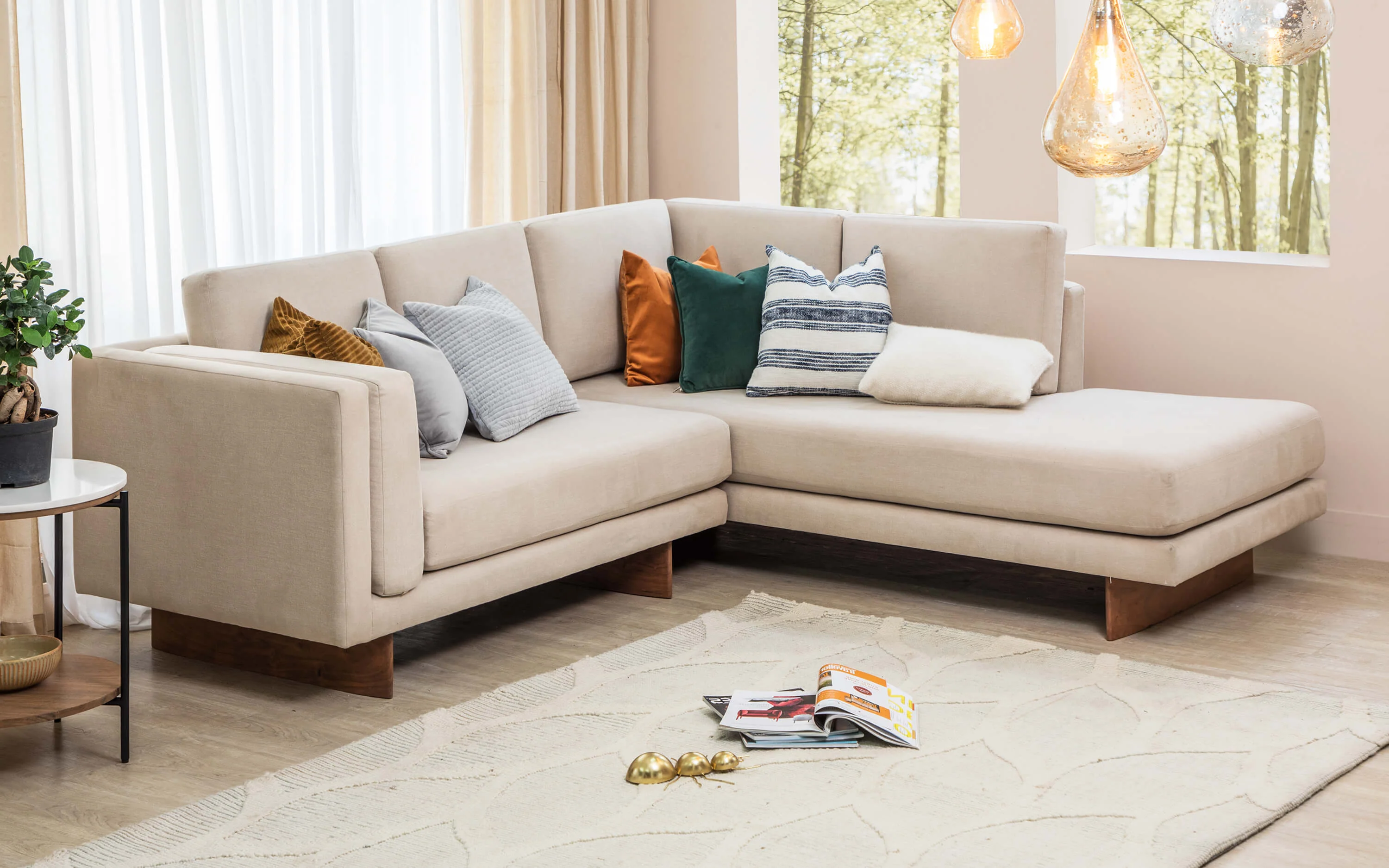 Sofa Repairing Service in Defence Colony Delhi
